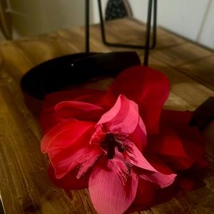 HOLLISTER Brown Leather Red Floral waist Belt Women Sz Medium/Large- 36”